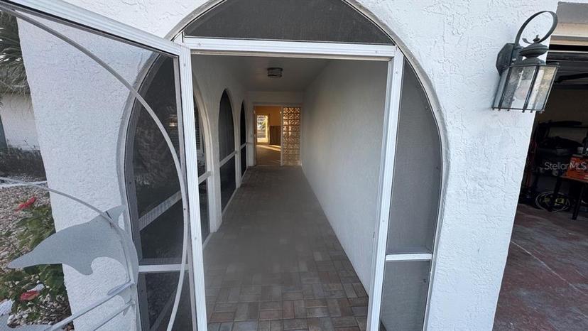 Picture of 6526 Senegal Palm Way, Apollo Beach FL 33572