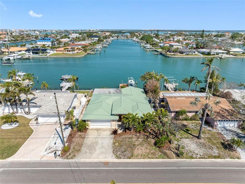 Picture of 540 115Th Avenue, Treasure Island FL 33706