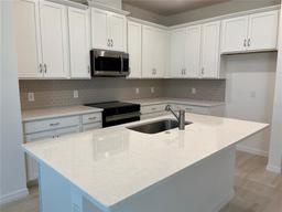 Picture of 618 Duke Drive, Haines City, FL 33844