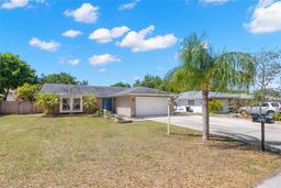Picture of 934 W Heron Circle, Winter Haven, FL 33884