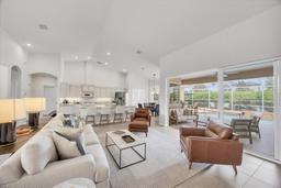 Picture of 7905 Drayton Circle, Bradenton, FL 34201