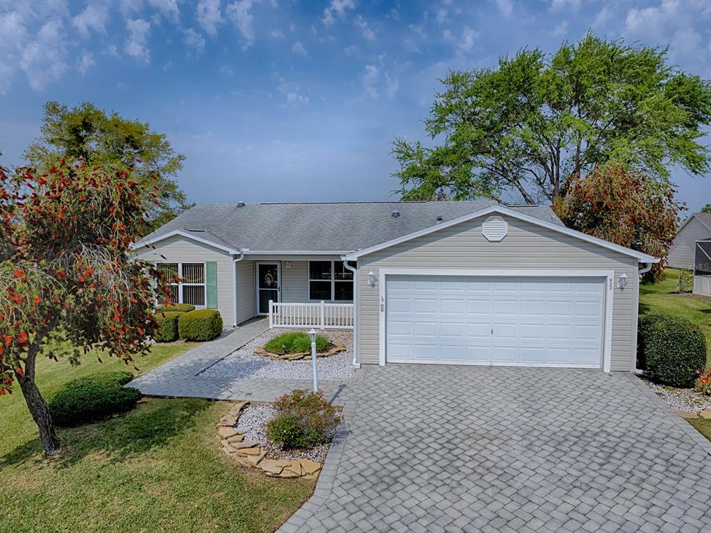 Picture of 922 Kenova Avenue, The Villages, FL 32162