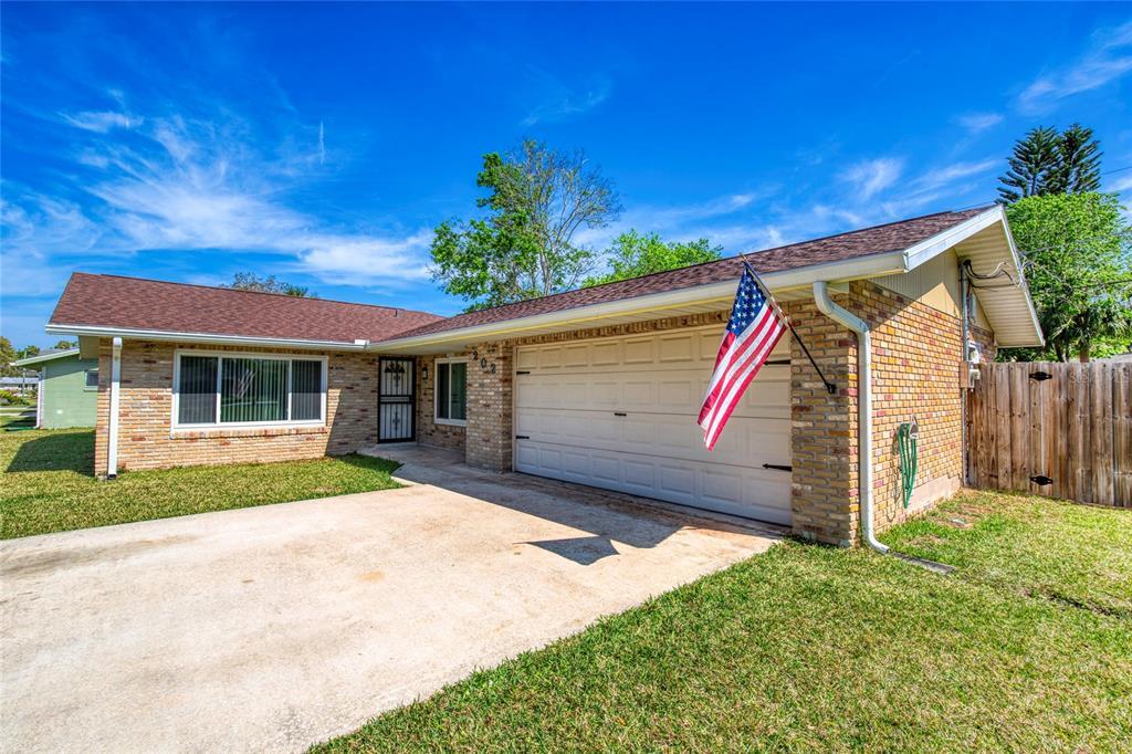 Picture of 202 N Brighton Drive, Port Orange, FL 32127