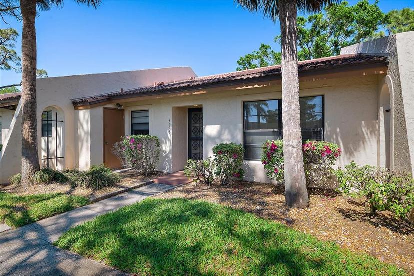 Picture of 3673 Longmeadow Unit 18, Sarasota FL 34235