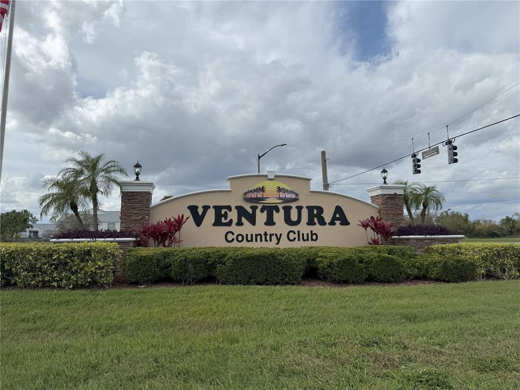 Picture of 3592 Southpointe Drive Unit 2, Orlando, FL 32822