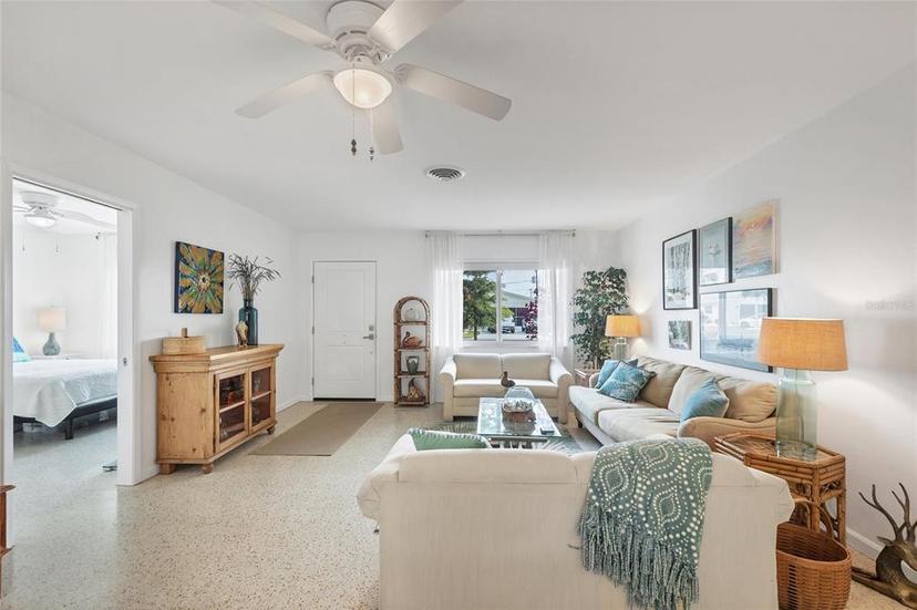 Picture of 1760 Edith Avenue, Englewood FL 34223