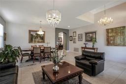 Picture of 3227 Curving Oaks Way, Orlando, FL 32820
