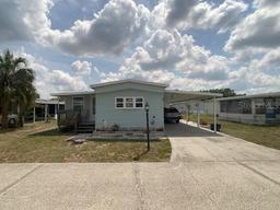 Picture of 1710 7Th Street Sw Unit 24, Ruskin, FL 33570