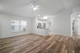 Picture of 7423 Oxford Garden Circle, Apollo Beach, FL 33572