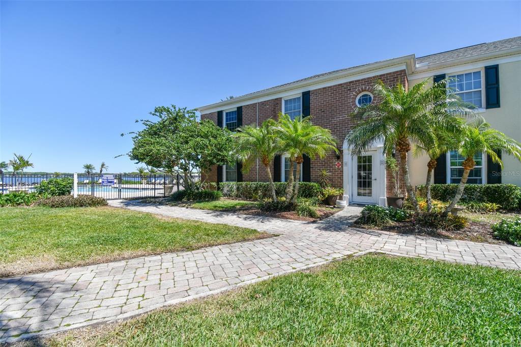 Picture of 13754 Orange Sunset Drive Unit 101, Tampa, FL 33618