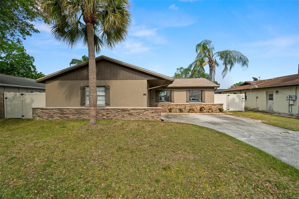 Picture of 611 Limetree Drive, Oldsmar, FL 34677