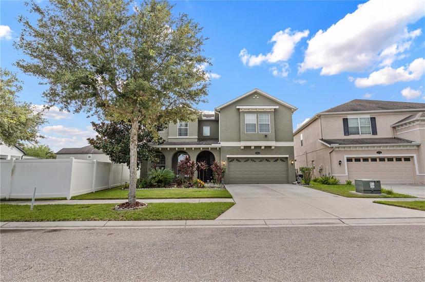 Picture of 19214 Early Violet Drive Ne, Tampa FL 33647
