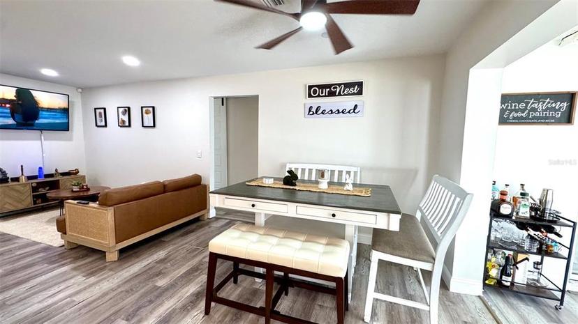 Picture of 232 SE Monroe Circle N, St Petersburg FL 33703