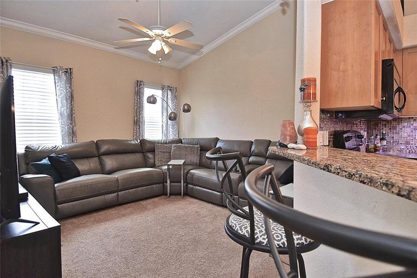 Picture of 1000 Gardens Edge Drive Unit 1023, Venice FL 34285