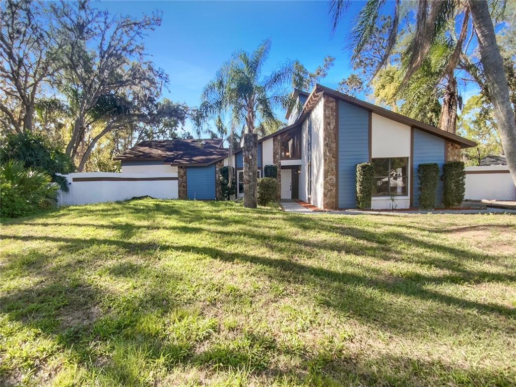Picture of 2405 Burlwood Drive, Lutz, FL 33549