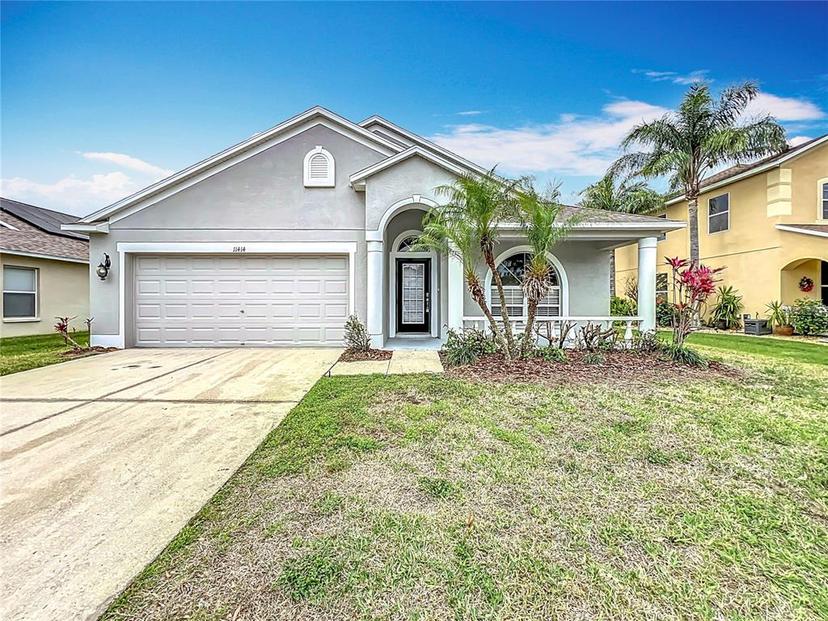 Picture of 11414 Weston Course Loop, Riverview FL 33579