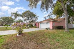 Picture of 11315 Lake Drive, Leesburg, FL 34788