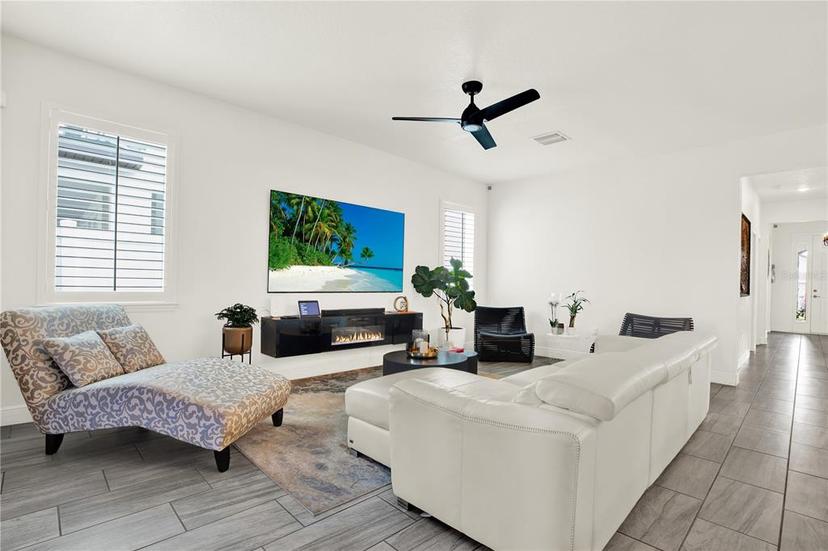 Picture of 11606 Navel Orange Way, Tampa FL 33626