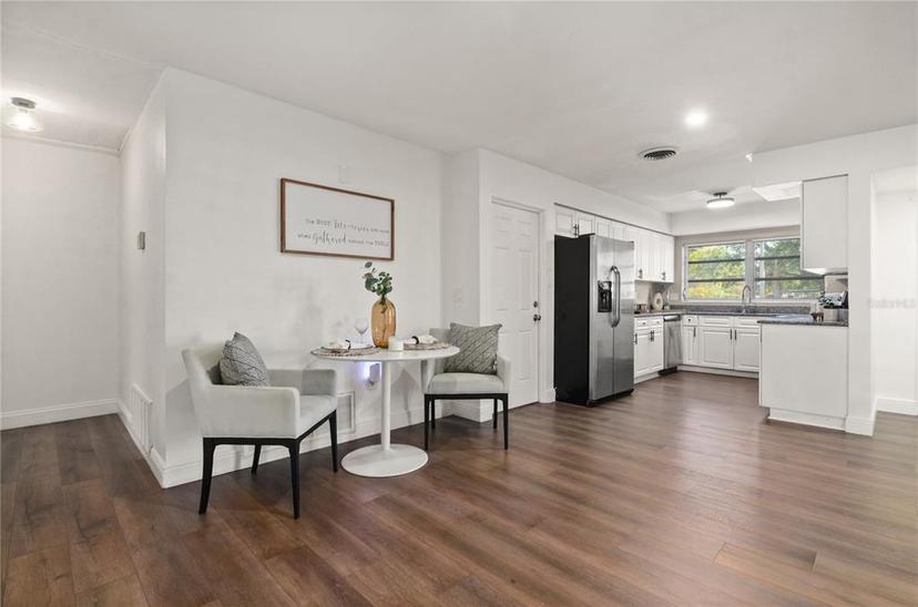Picture of 1300 Conway Road, Orlando FL 32812