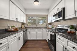 Picture of 1300 Conway Road, Orlando, FL 32812