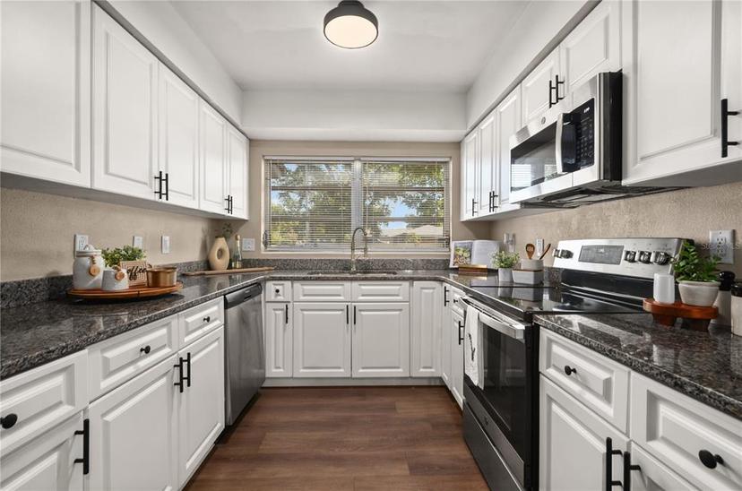 Picture of 1300 Conway Road, Orlando FL 32812