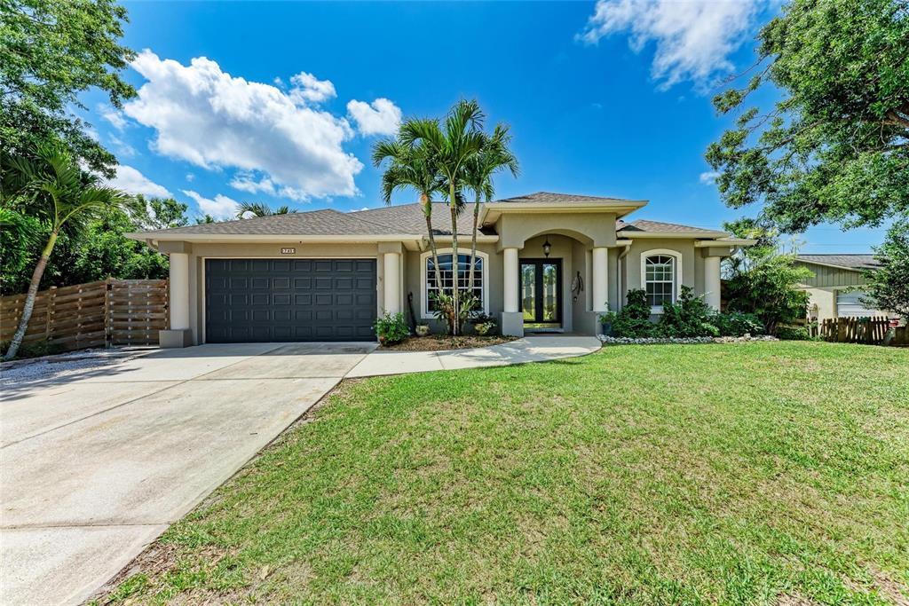 Picture of 740 Tanager Road, Venice, FL 34293