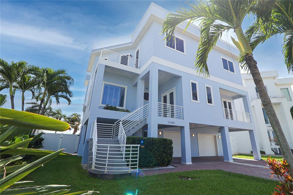 Picture of 11105 5Th Street E, Treasure Island, FL 33706
