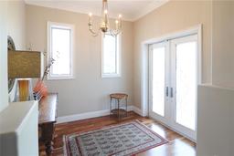 Picture of 11105 5Th Street E, Treasure Island, FL 33706