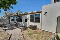 Picture of 501 Lakeside Drive Unit 501, Bradenton, FL 34210