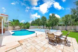 Picture of 2300 Hannah Way S, Dunedin, FL 34698