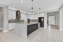 Picture of 5833 Millennium Silver Ct, Sarasota, FL 34238