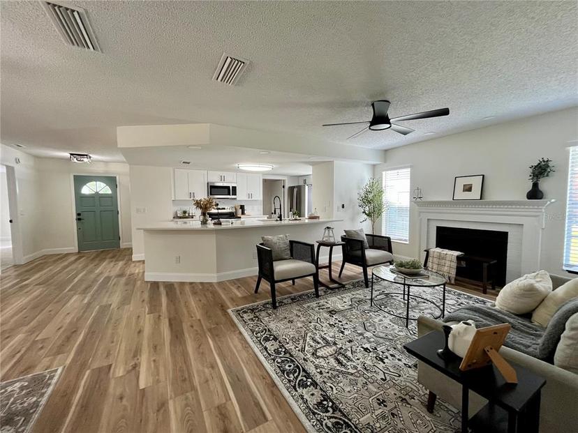 Picture of 10408 N 50Th Street Unit 1/2, Tampa FL 33617