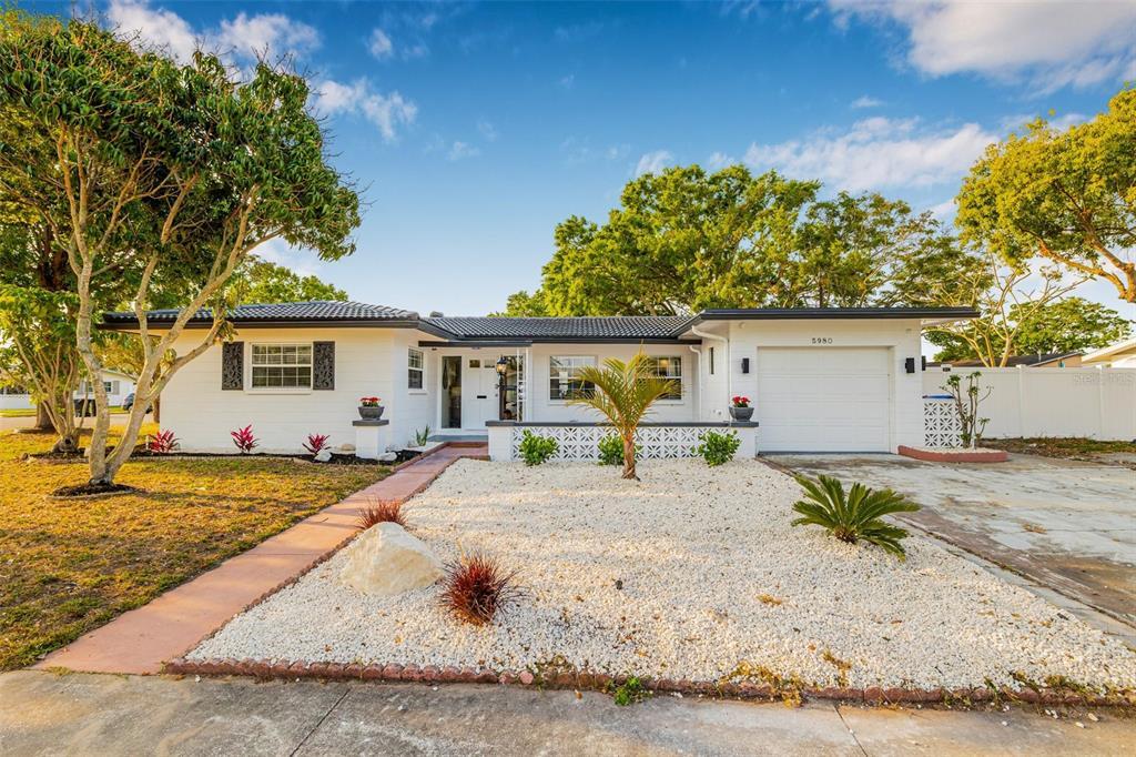 Picture of 5980 32Nd Avenue N, St Petersburg, FL 33710