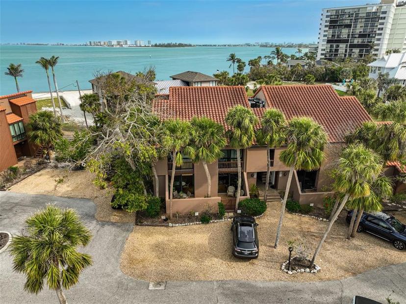 Picture of 105 Pass Key Road Unit 105, Sarasota FL 34242