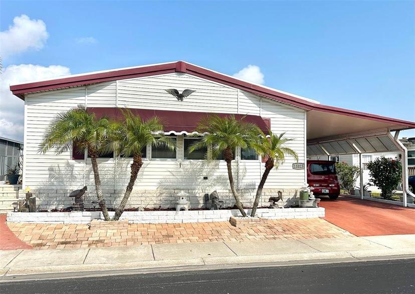 Picture of 11023 100Th Way Unit 73, Largo FL 33773