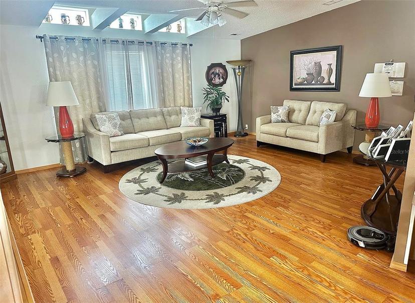 Picture of 11023 100Th Way Unit 73, Largo FL 33773