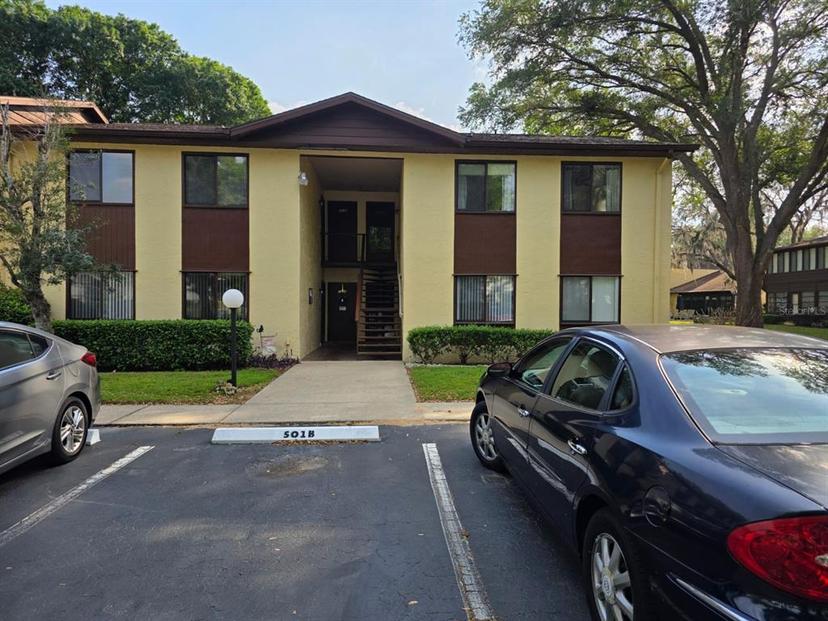 Picture of 501 Fairways Lane Unit A, Ocala FL 34472