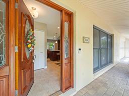 Picture of 16320 Bonneville Drive, Tampa, FL 33624