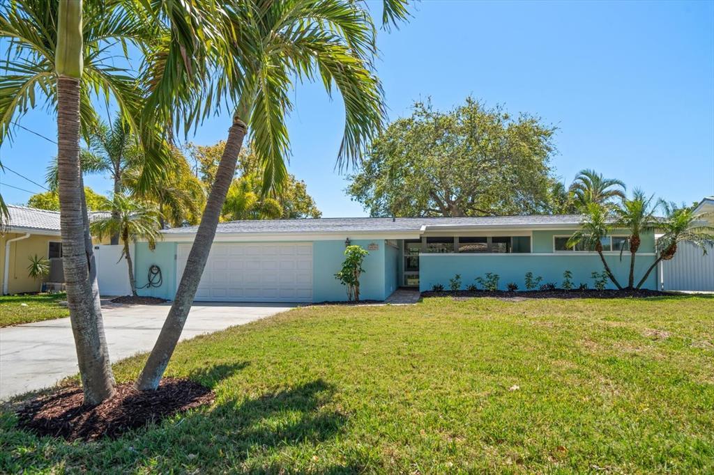 Picture of 4036 Church Creek Point, Largo, FL 33774