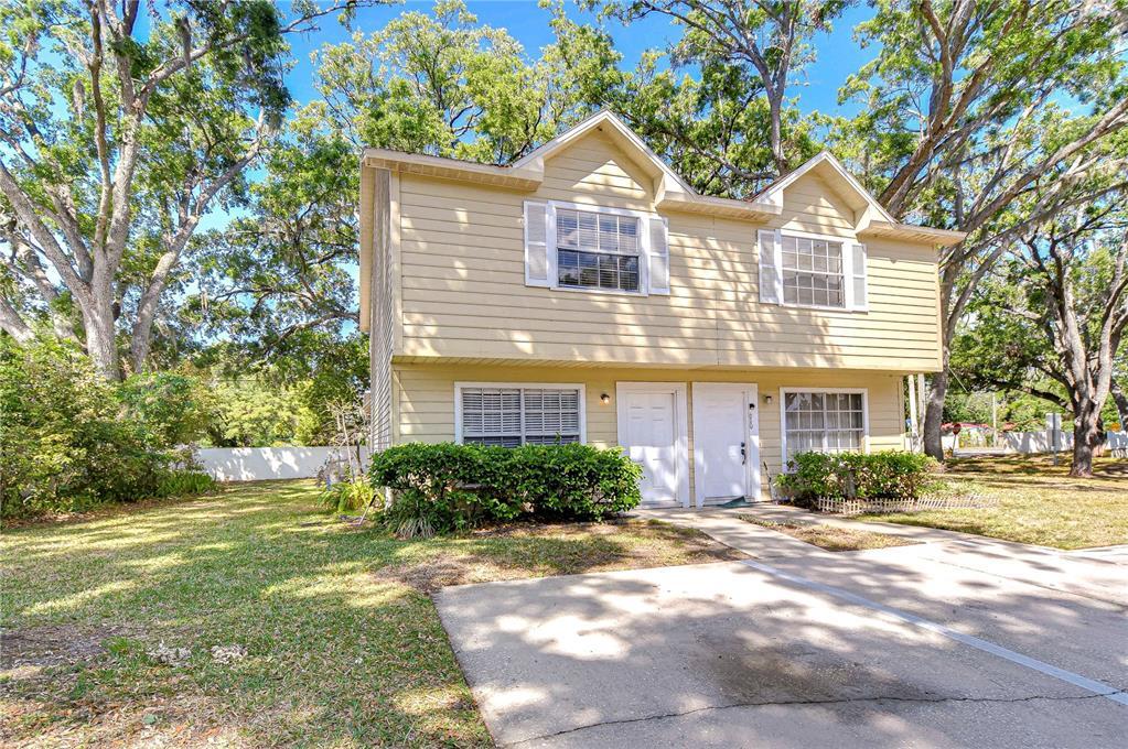 Picture of 612 Saint Henry Drive, Brandon, FL 33511