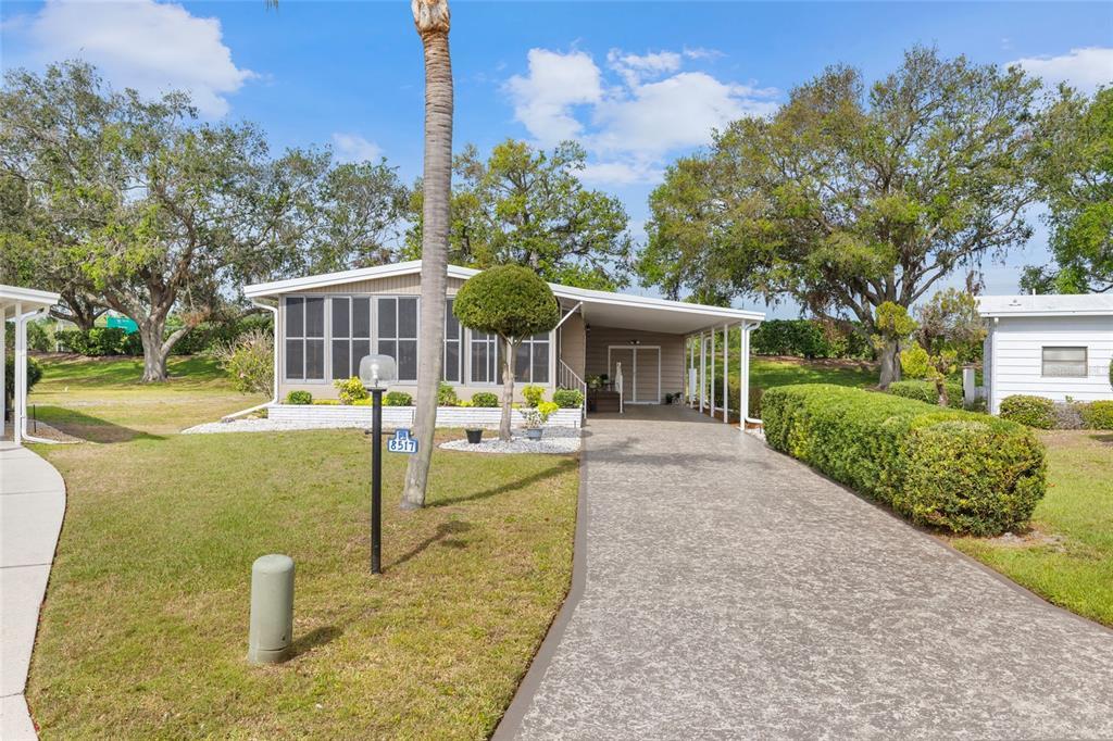 Picture of 8517 Buckingham Place, Palmetto, FL 34221