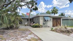 Picture of 101 Gulf Boulevard, Belleair Beach, FL 33786
