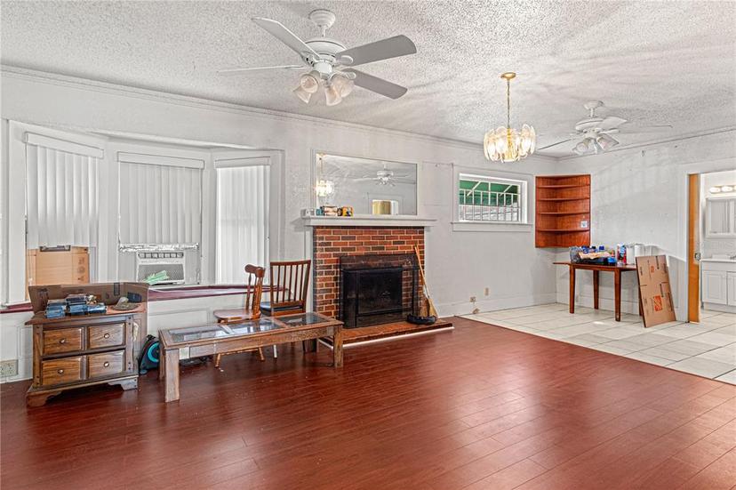 Picture of 42 S Oleander Avenue, Daytona Beach FL 32118