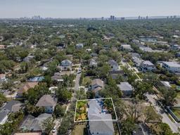 Picture of 4910 W Juno Street, Tampa, FL 33629