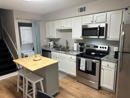 Picture of 4201 La Palma Court, Tampa, FL 33611