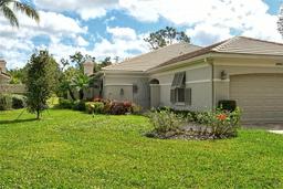 Picture of 3950 Oakley Greene Unit 36, Sarasota, FL 34235