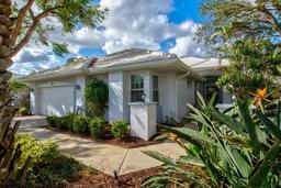 Picture of 667 Crossfield Circle Unit 1, Venice, FL 34293