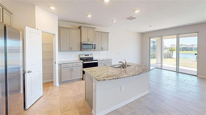 Picture of 5269 Grove Mill Loop, Bradenton FL 34211
