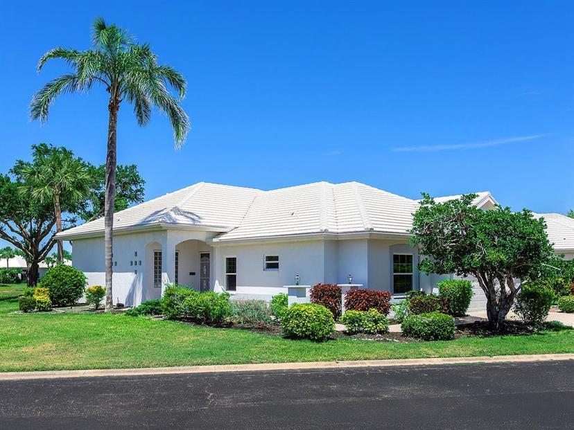 Picture of 643 Crossfield Circle Unit 13, Venice FL 34293