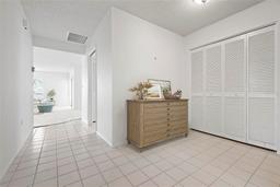 Picture of 6813 7Th Avenue W, Bradenton, FL 34209